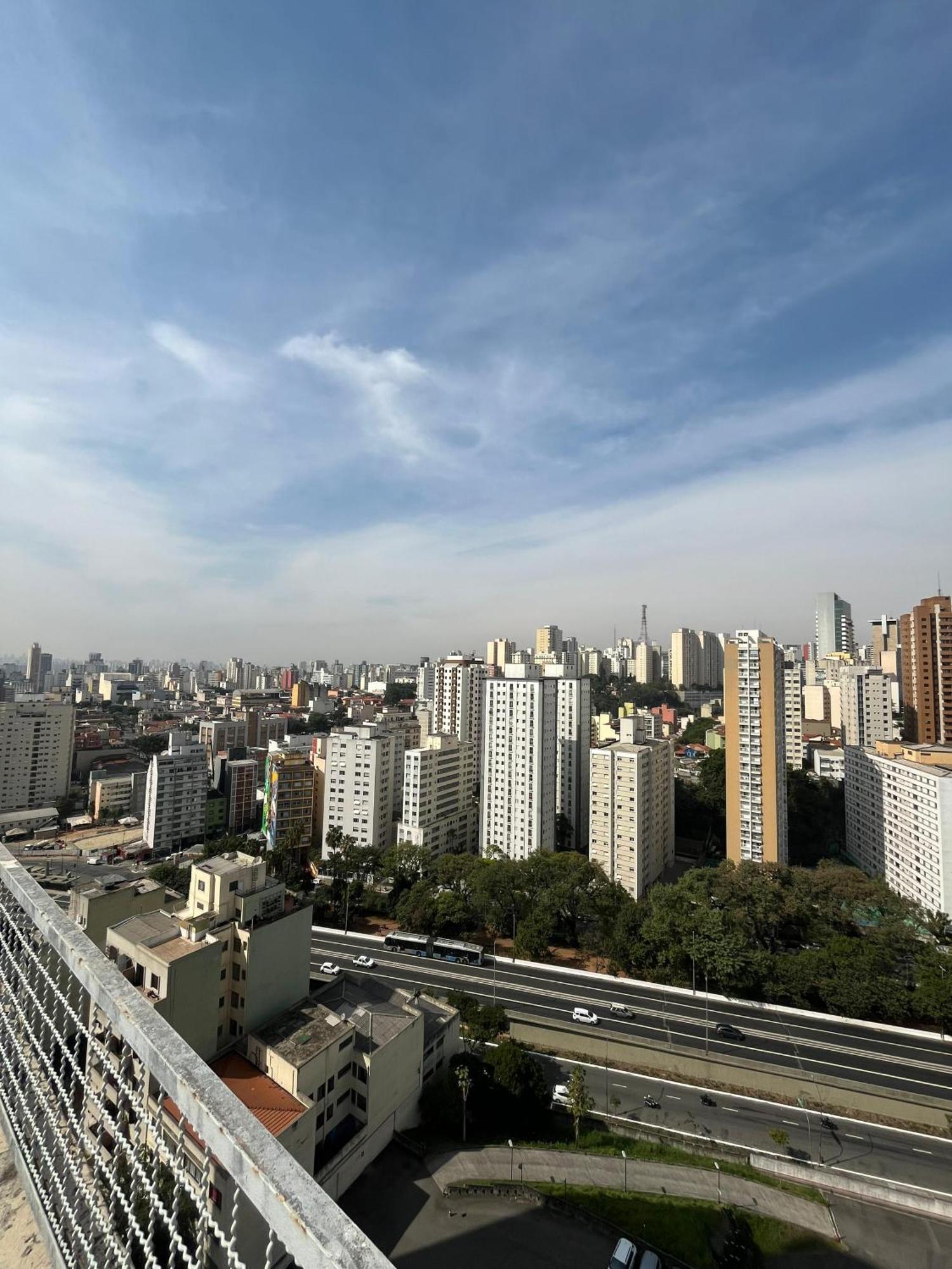 Apartamento Em Sao Paulo, Proximo Avenida Paulista E Sirio Libanes *